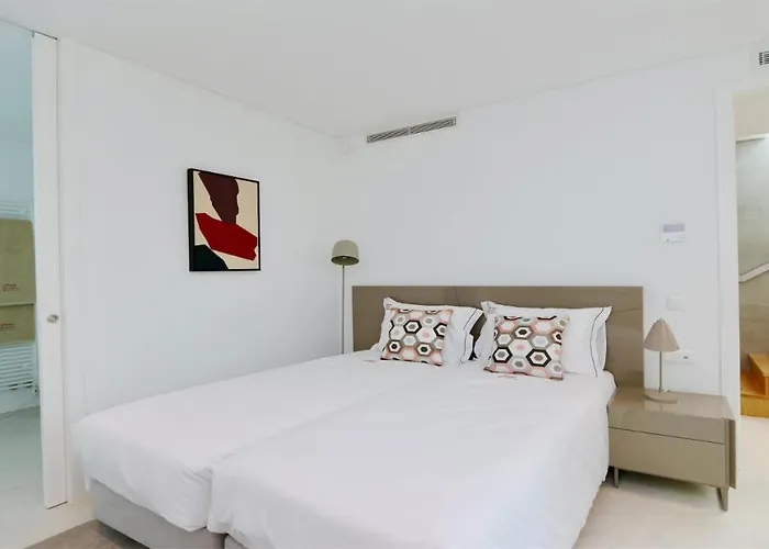 Leonor - Clever Details , Vilamoura, Sleeps 6, Luxury, Walking Distance *