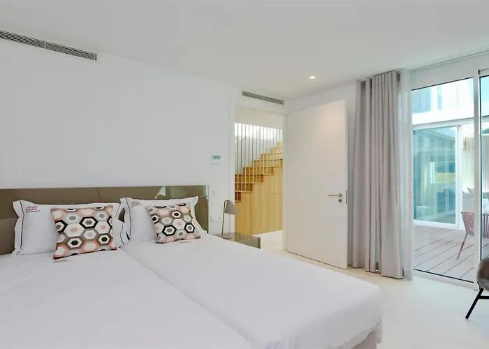 Leonor - Clever Details , Vilamoura, Sleeps 6, Luxury, Walking Distance *