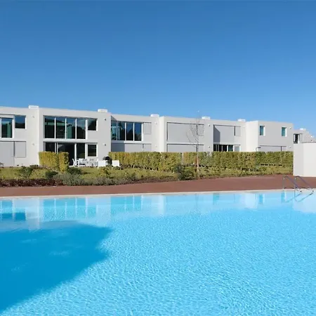 Leonor - Clever Details , Vilamoura, Sleeps 6, Luxury, Walking Distance Villa *